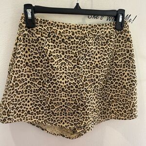 Altar’d State leopard mini skort size S